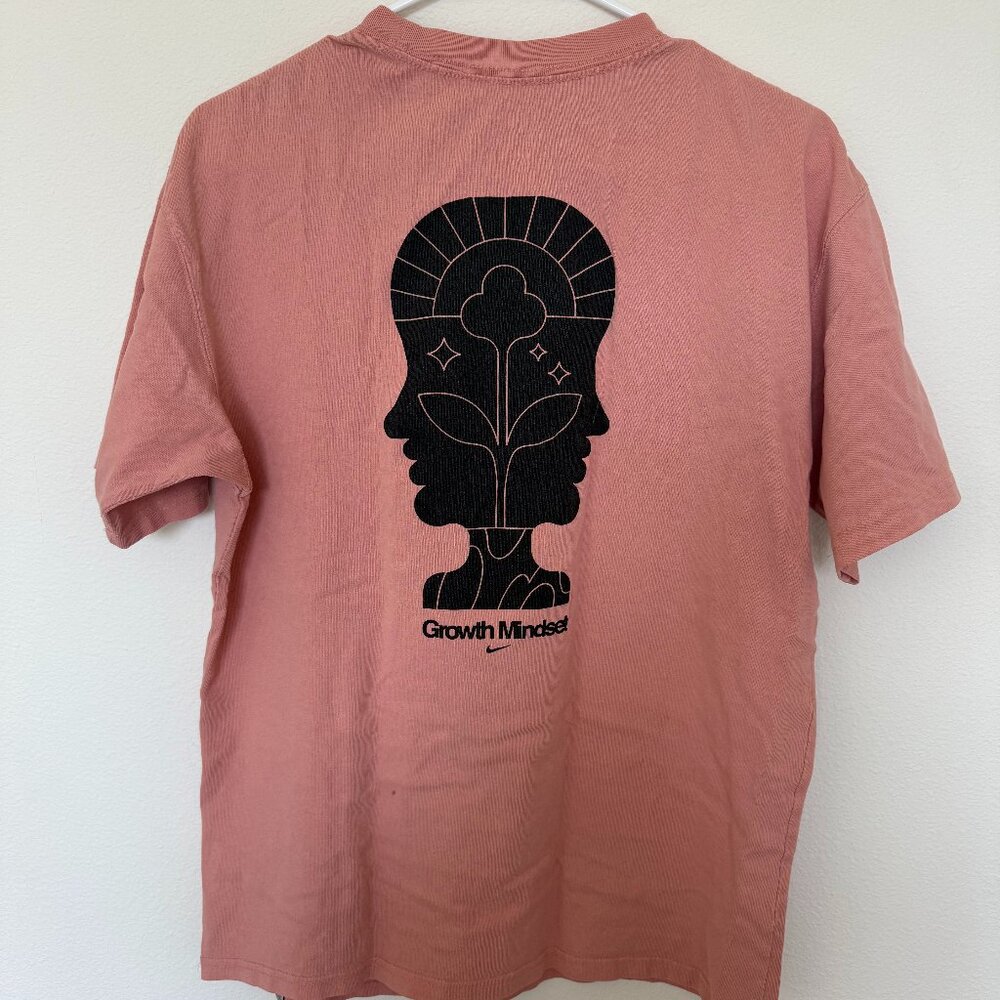 Nike "Growth Mentality" S/S Tee